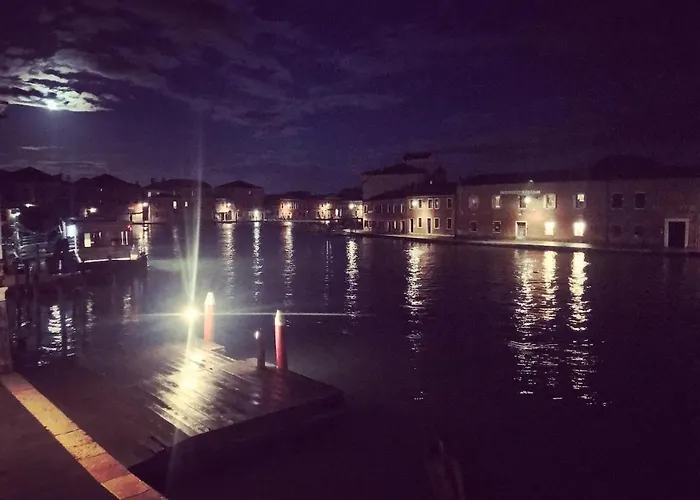 Ametista Balcony On The Canal - By Sleep In Murano * Venise